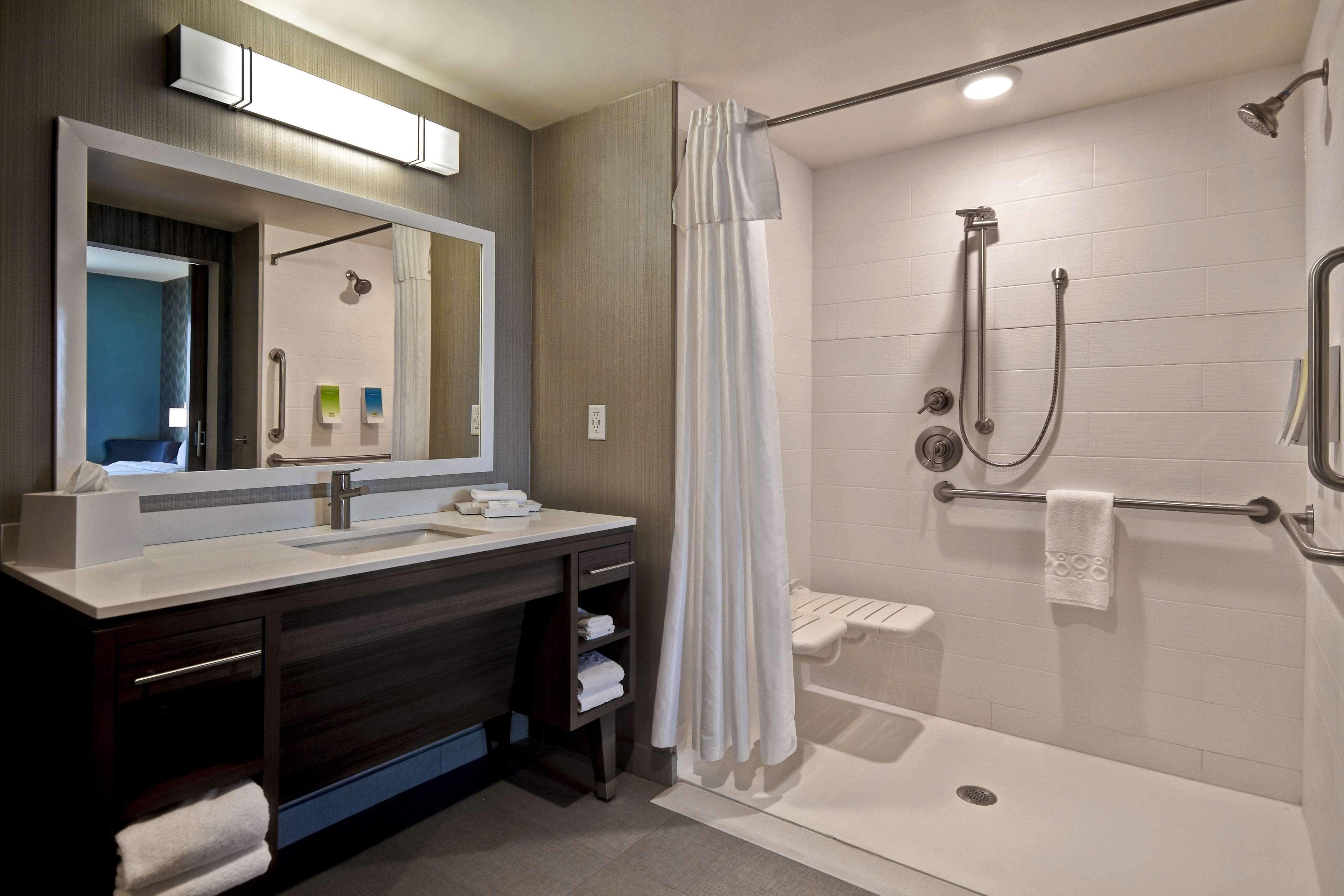 Home2 Suites By Hilton Bowling Green, Oh Buitenkant foto